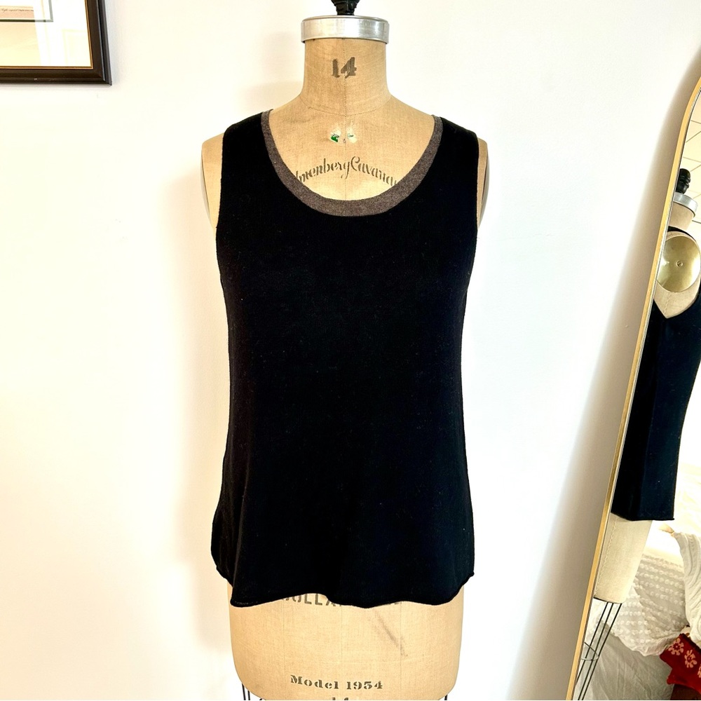 Eileen Fisher Women’s Black Double Layer Sleeveless Sweater Tank Top Sz M